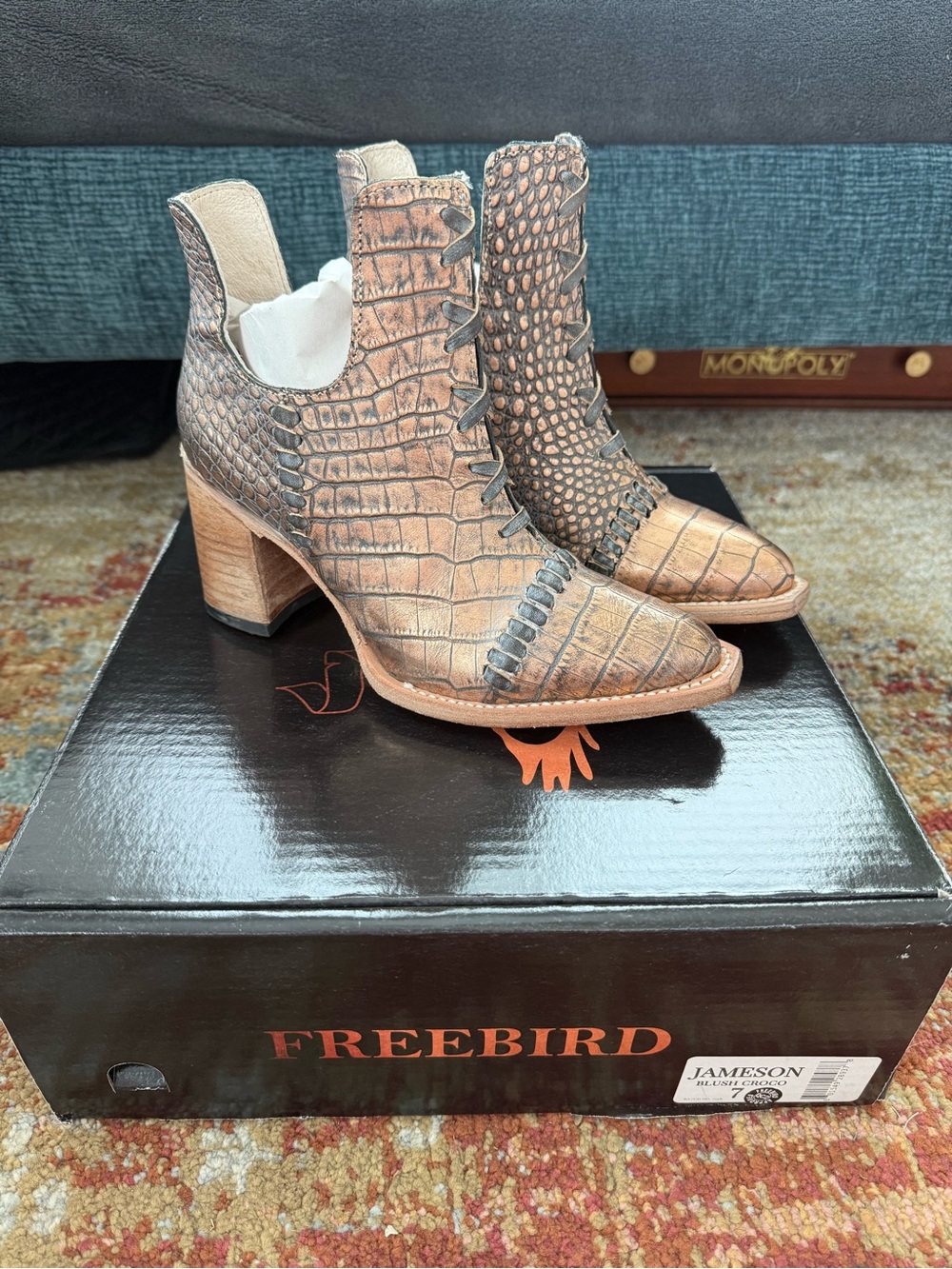 NIB Freebird Jameson Blush Croco